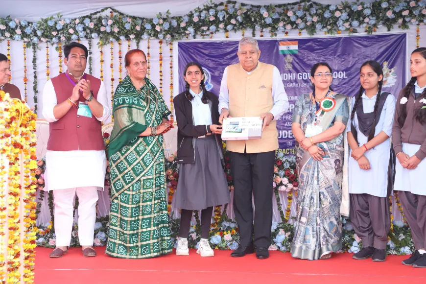 ा, विद्यार्थियों से किया संवाद —नारी सशक्तिकरण पर दिया बल