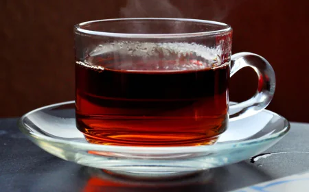 ब्लैक टी पीने के फायदे सुन चौंक जाएंगे आज से ही अपने डेली रूटीन में करें शामिल