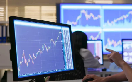 Ashok leyland Share Price में पिछले एक साल में दिखा भारी उछाल जानें जानें डिटेल्स में