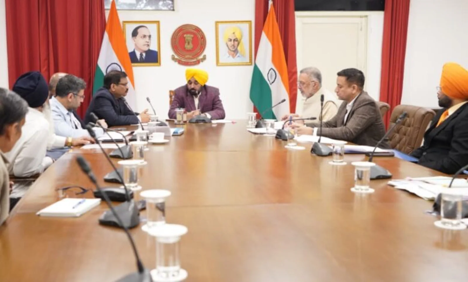  अब 'आयुष्मान' से भी आगे! CM मान का बड़ा एलान- हर नागरिक को मिलेगा 10 लाख तक का मुफ्त इलाज