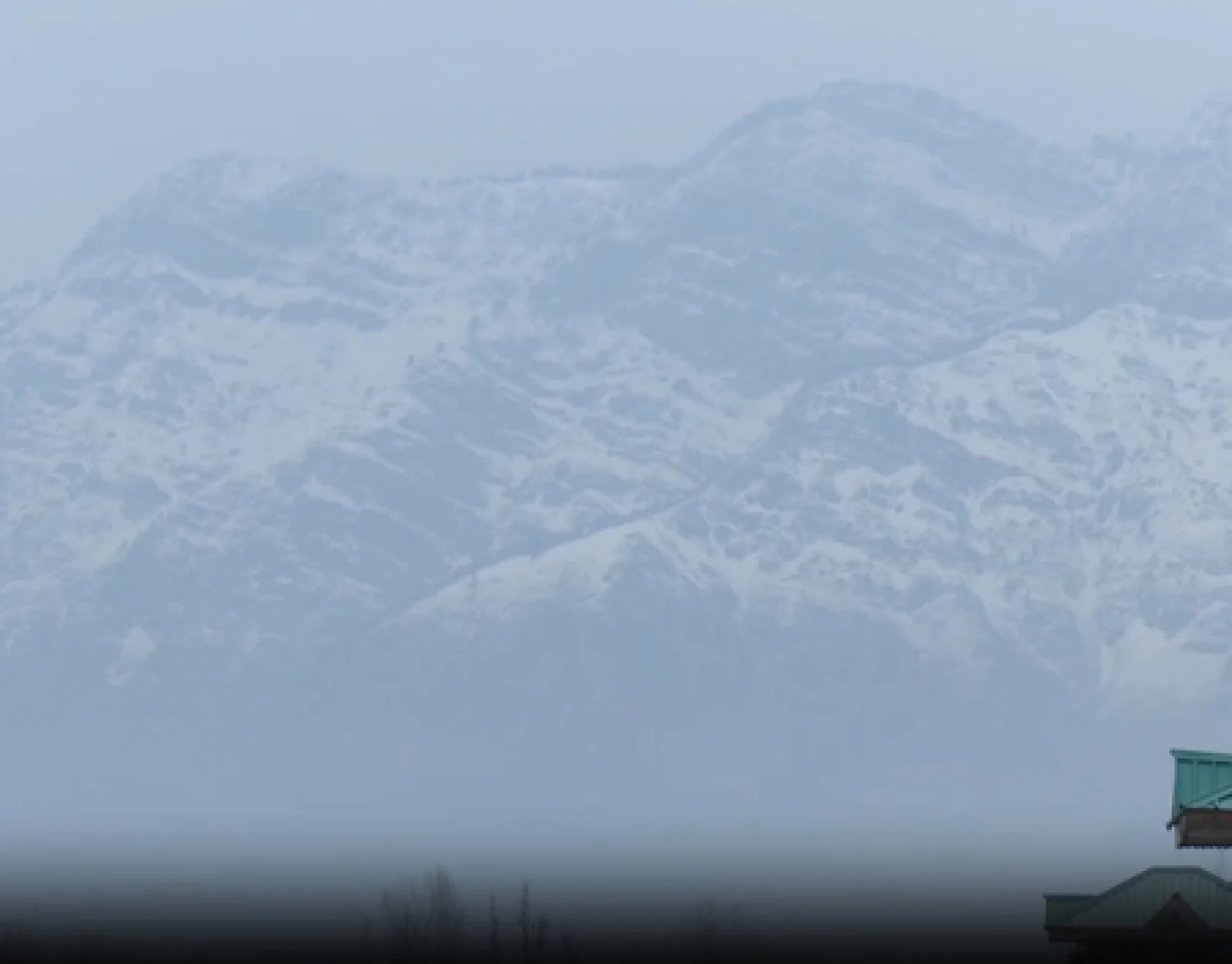 Jammu-Kashmir Weather: कश्मीर में फिर शुरू होगा भारी बर्फबारी का दौर! 10 जिलों में हाई अलर्ट; अगले 75 घंटे बेहद संवेदनशील, जानें हाईवे का हाल। - 1