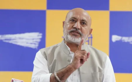 CM कुर्सी की बोली पर घमासान: बलतेज पन्नू का सुनील जाखड़ पर तीखा हमला