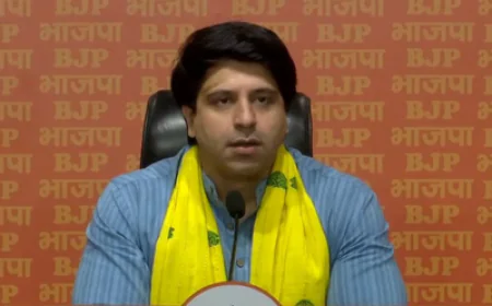 अमित मालवीय पर FIR रद्द होने पर बोले शहजाद पूनावाला- 'उदयनिधि स्टालिन का बयान था हेट स्पीच, उन्हें तुरंत पद से हटाएं'