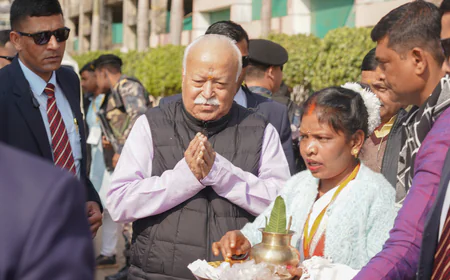 "आदिवासी ही हमारे धर्म का मूल हैं", रांची में मोहन भागवत का बड़ा बयान; बोले- उपनिषद और आदिवासियों के विचार एक ही हैं