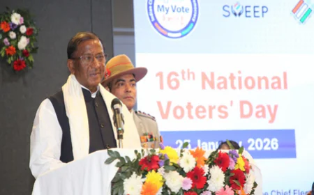 National Voters' Day: "मतदाता ही लोकतंत्र की रीढ़ हैं", असम के राज्यपाल ने 16वें राष्ट्रीय मतदाता दिवस पर युवाओं से की खास अपील; बताया एक वोट की ताकत