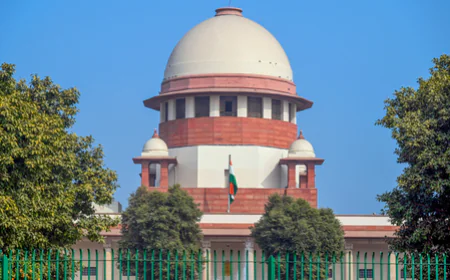 UGC रेगुलेशन 2026 विवाद: सुप्रीम कोर्ट करेगा 'भेदभाव विरोधी' नियमों की समीक्षा, याचिका में उठाए गए गंभीर सवाल