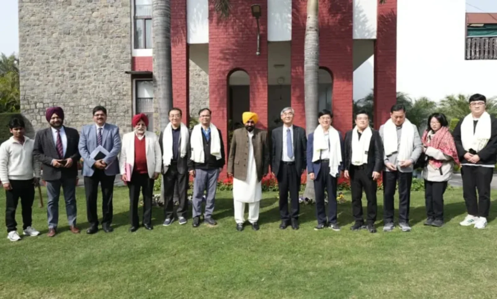 ंत्री भगवंत मान और दक्षिण कोरिया प्रतिनिधिमंडल की अहम बैठक