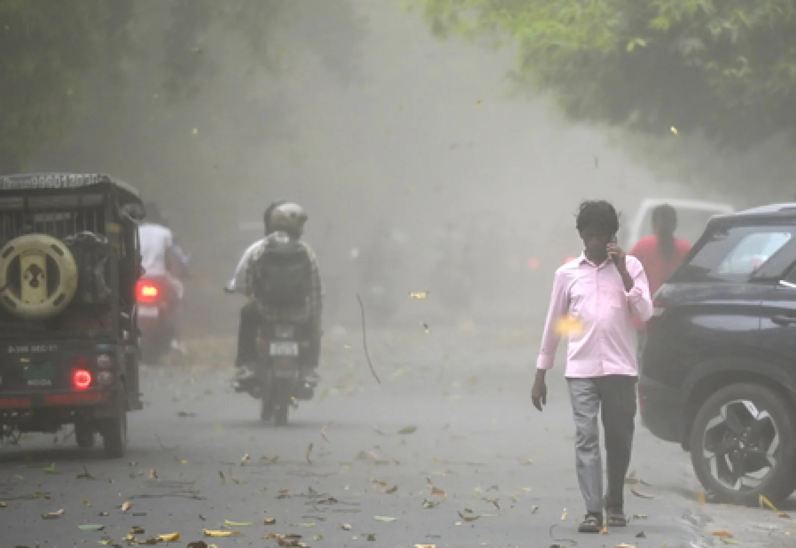 ेवा: अस्पतालों की OPD में 50% मरीज बीमार; गाजियाबाद के लोनी में AQI 400 के पार