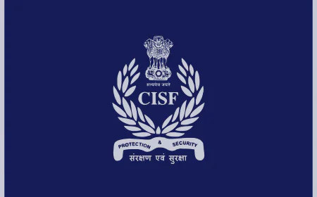 चेन्नई एयरपोर्ट पर CISF का बड़ा एक्शन: वाराणसी जा रहे तीन यात्रियों से ₹56 लाख बरामद; बैग में छिपाकर ले जा रहे थे कैश