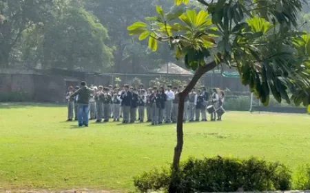 नोएडा स्कूल बम थ्रेट: चप्पे-चप्पे की तलाशी, साइबर सेल खंगाल रही ईमेल