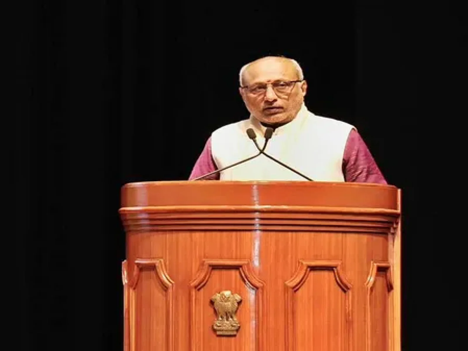 और त्रिपुरा यूनिवर्सिटी में मेधावी छात्रों को देंगे गोल्ड मेडल