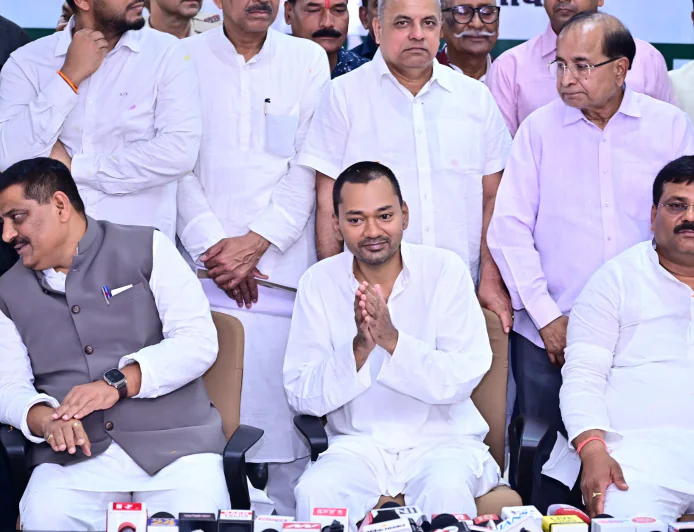 बिहार की राजनीति में 'निशांत' युग का उदय: जदयू की सदस्यता ली, बोले- "पिताजी के मार्गदर्शन में जन-जन तक पहुँचूँगा"
