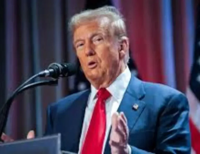 ईरान-अमेरिका संकट: ट्रंप का दावा- 'ईरान ने खुद किया समझौता के लिए संपर्क', तेहरान का बातचीत से साफ इनकार