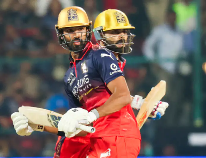 IPL 2026: विराट और पड्डिकल का 'चिन्नास्वामी' में तूफान; RCB ने हैदराबाद को 6 विकेट से रौंदा